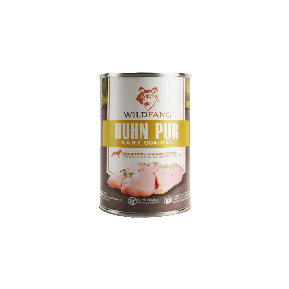 Hundefutterdose mit Huhn Pur. Aufschrift: Wildfang, Huhn Pur, B.A.R.F. Qualität. Gezeigt werden Hühnerstücke.