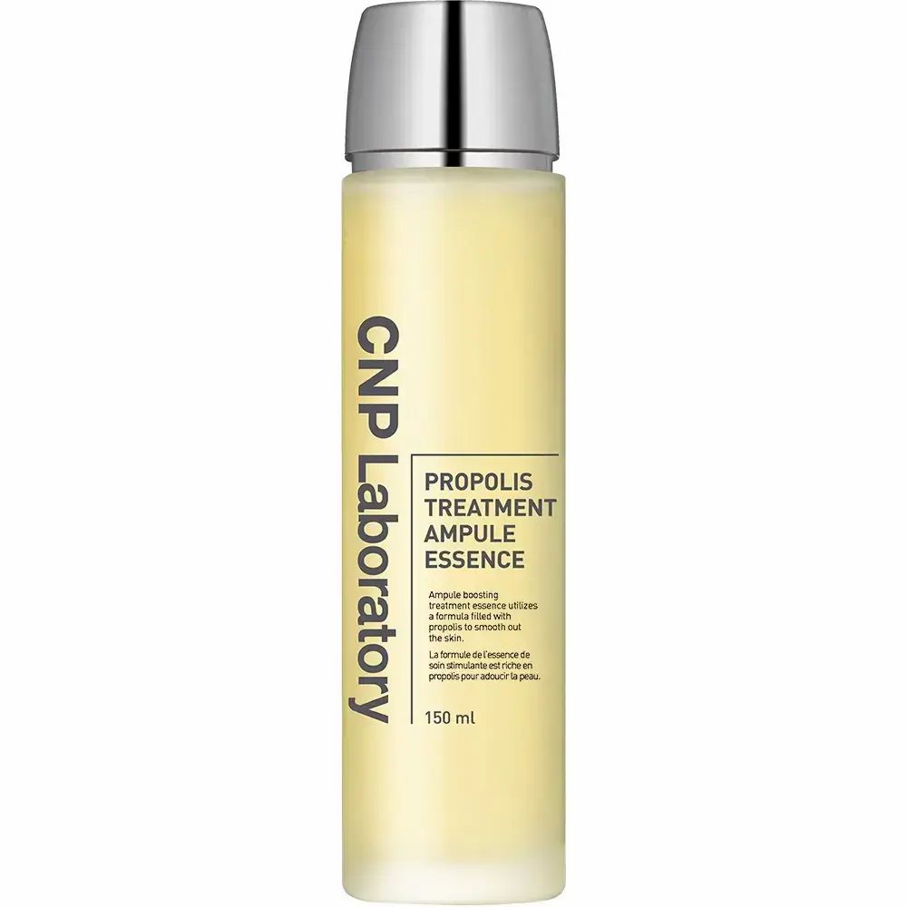 CNP Laboratory Propolis Treatment Ampoule. Gelbe Flüssigkeit in zylindrischer Flasche mit silbernem Deckel. Produktname und Text.