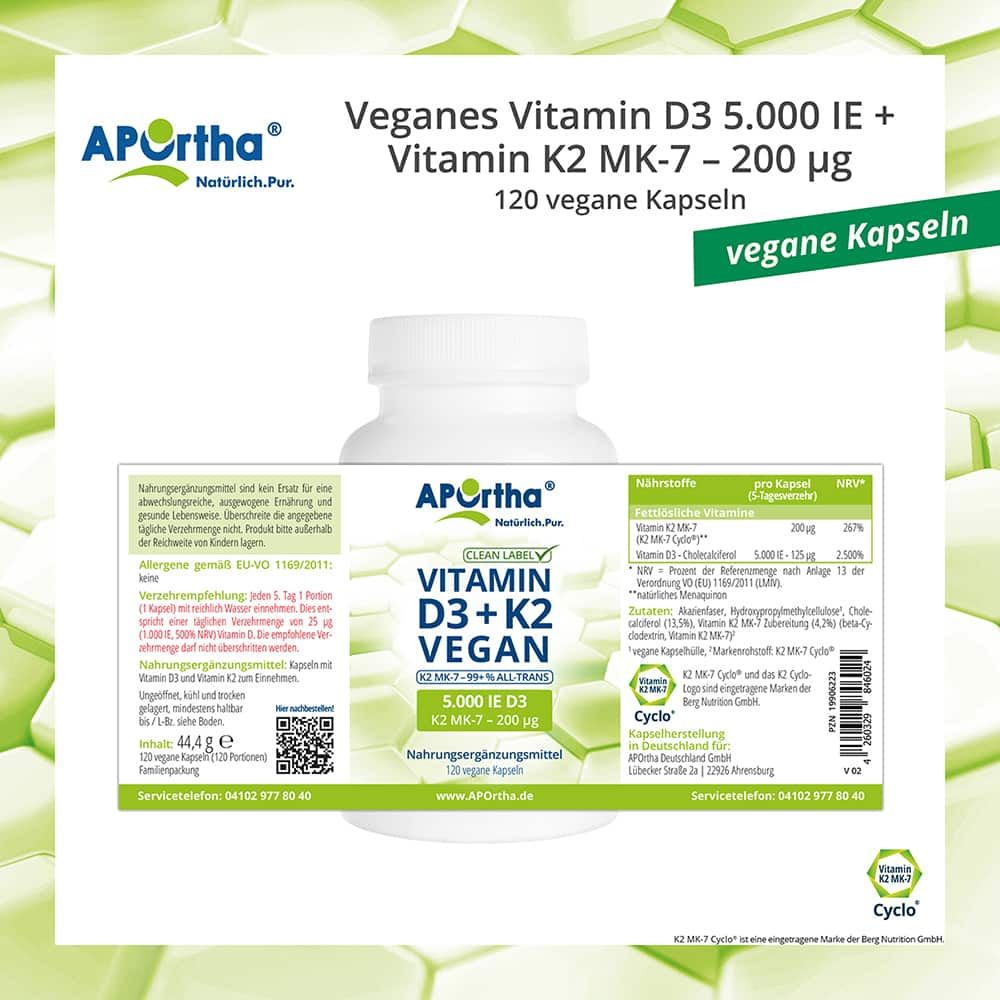 Etikett der APOrtha® Vitamin D3+K2 Vegan Kapseln. Enthält Informationen zu Inhaltsstoffen und Nährwerten.