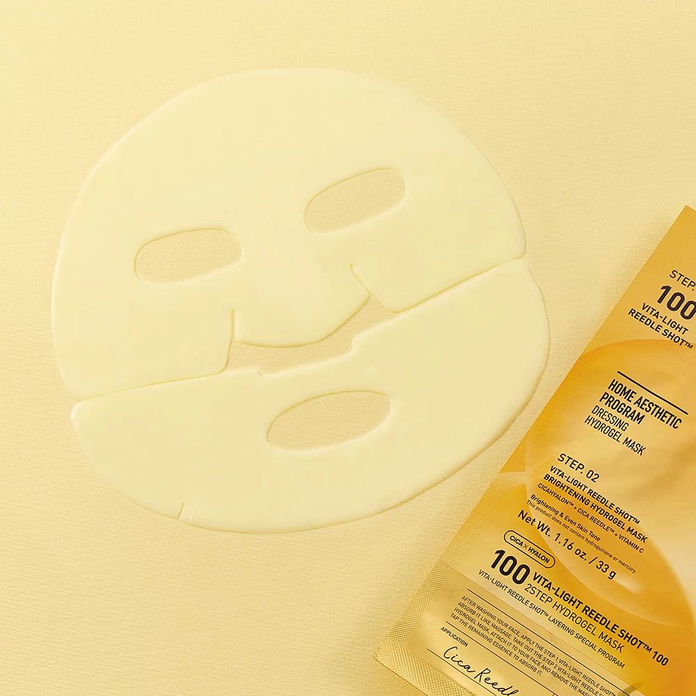 VT COSMETICS Vita-Light Reedle Shot 100 2-Schritte Hydrogel Maske, entfaltet.