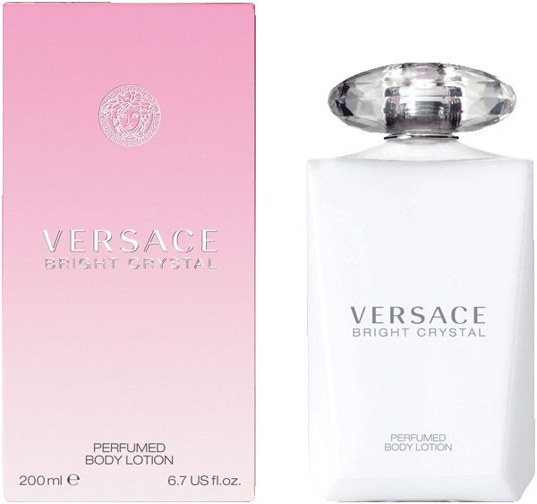 Weiße Flasche und rosa Schachtel. Aufschrift: VERSACE BRIGHT CRYSTAL. PERFUMED BODY LOTION. 200ml.