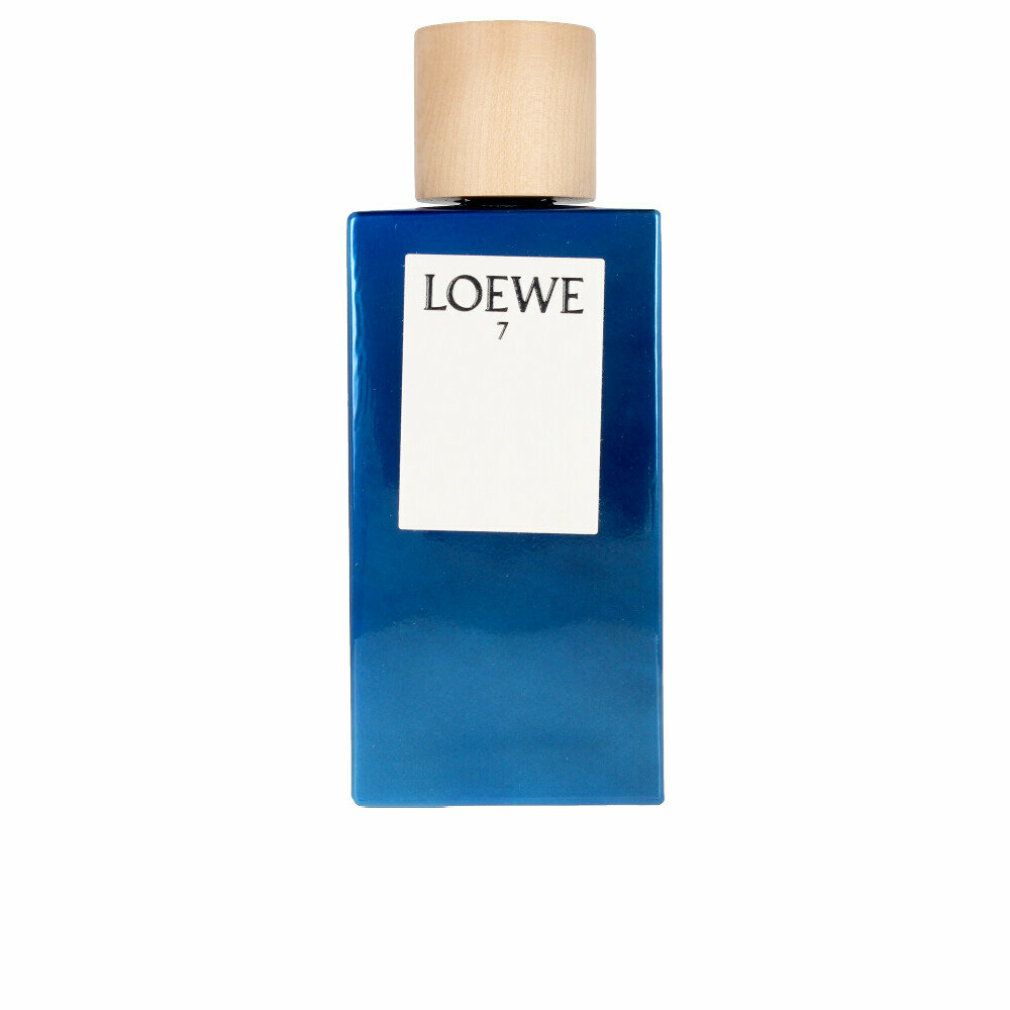 Blaues Flakon mit Holzverschluss. Auf weißem Etikett steht "LOEWE 7".