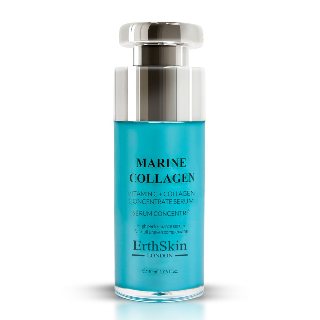 Türkis-farbene Flasche mit silberner Pumpe. Text: Marine Collagen, Vitamin C + Collagen Concentrate Serum. Marke: ErthSkin London.