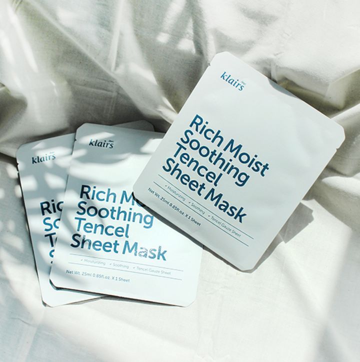 Dear Klairs Rich Moist Soothing Face mask