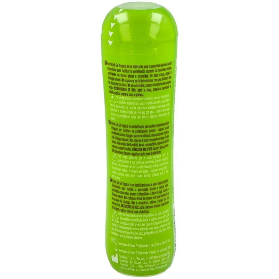 Rückseite einer grünen Flasche. Text und Logos. CE-Kennzeichnung. Barcode. Made in Italy. 75 ml.