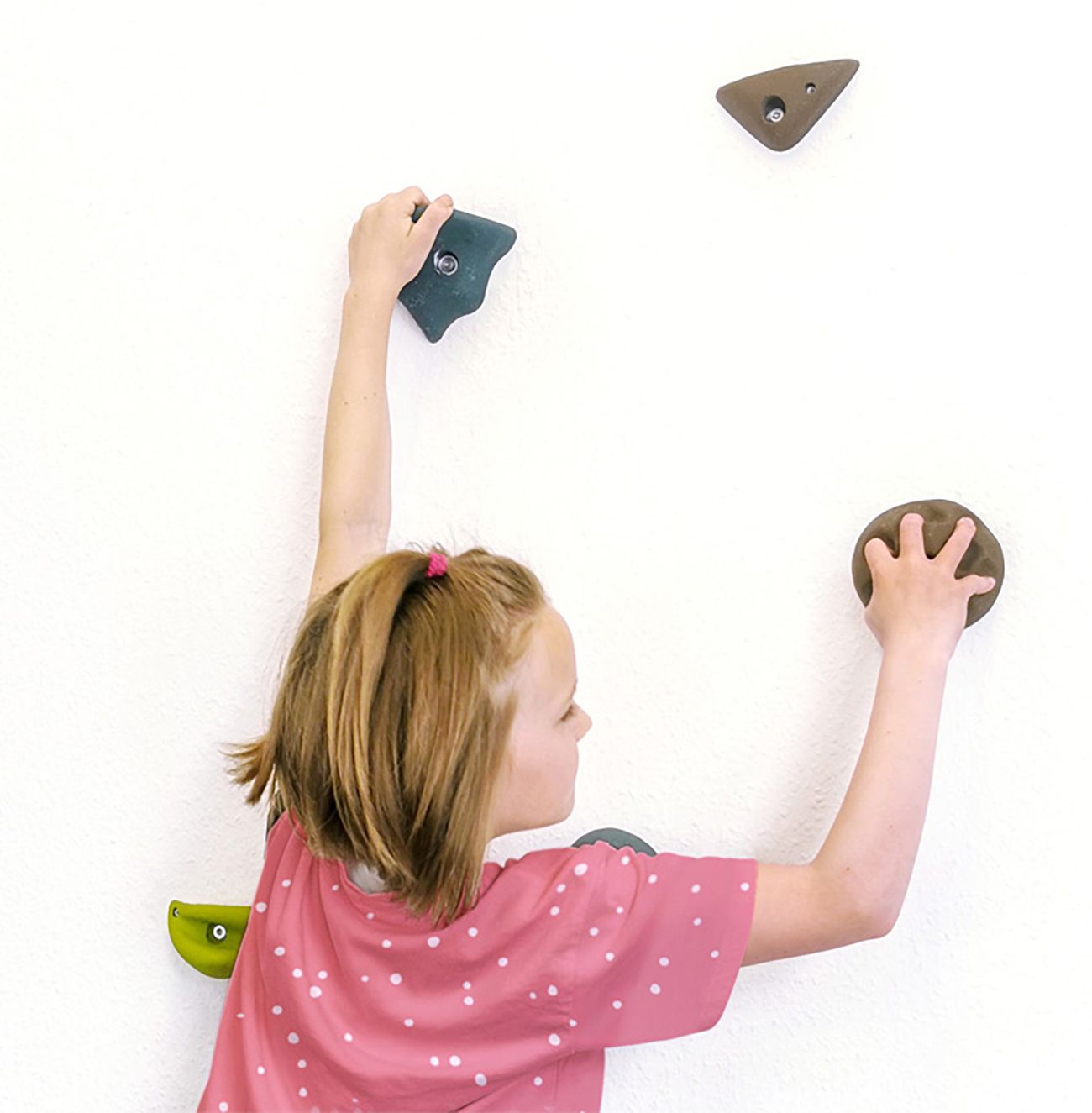 small foot Klettersteine Adventure