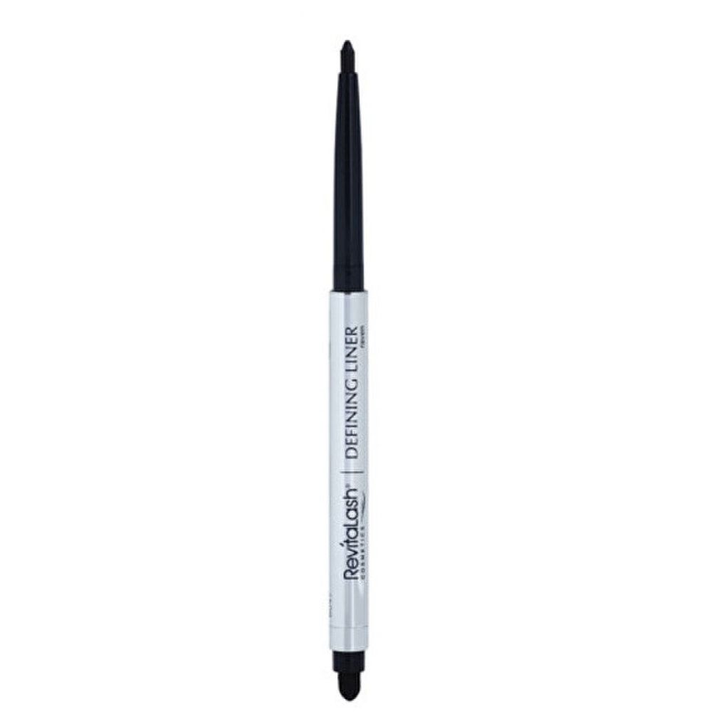 Eyeliner-Stift mit schwarzer Spitze. Silberfarbenes Gehäuse mit Produktnamen. Schwarze Spitze.