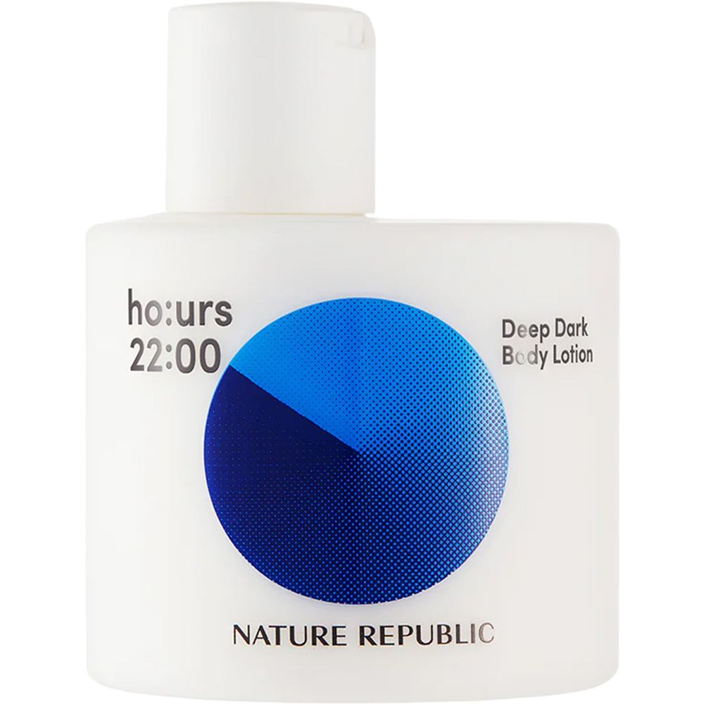 Weiße Flasche mit blauem Kreis-Design. Text: ho:urs 22:00, Deep Dark Body Lotion, NATURE REPUBLIC.