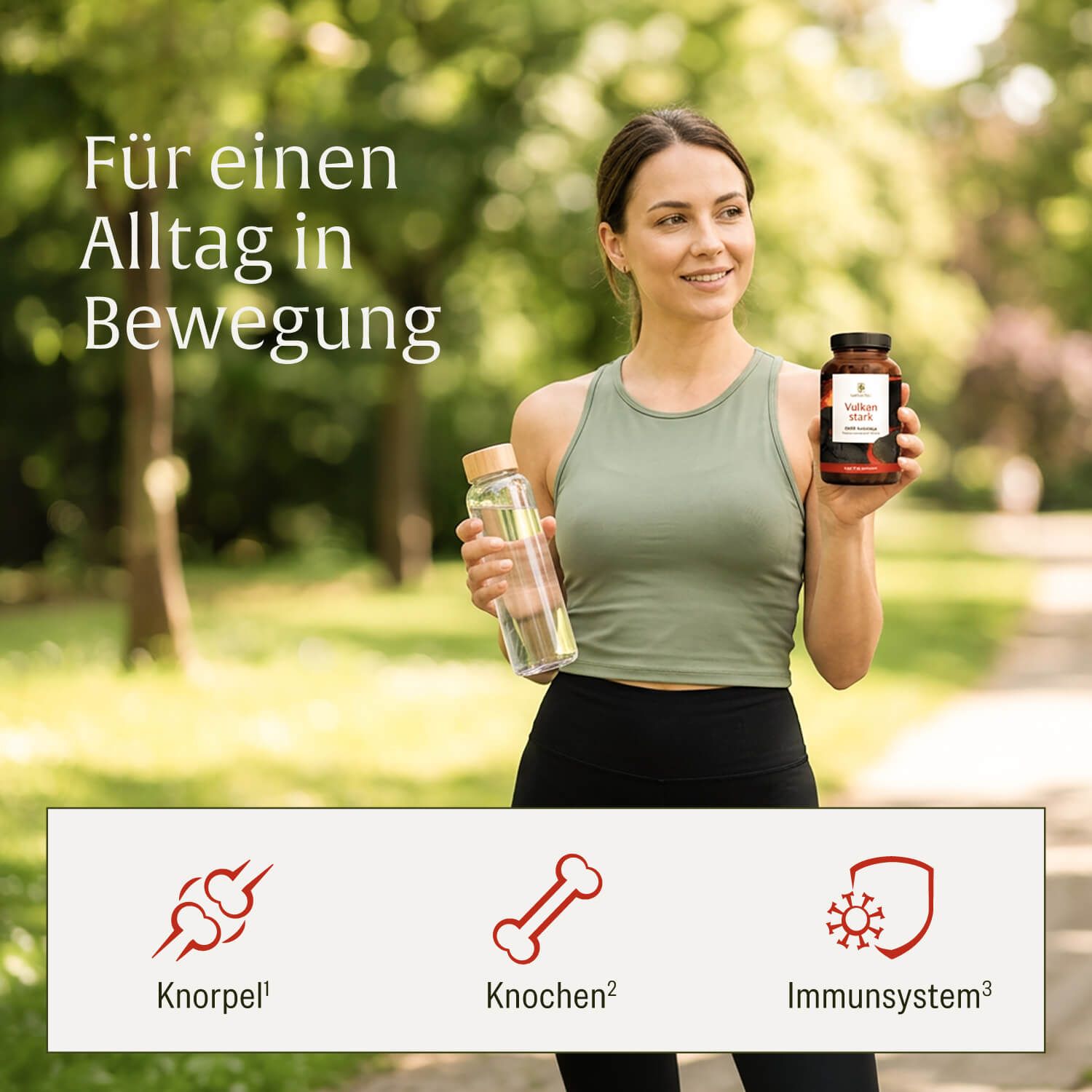 Frau hält NATURTREU Vulkan stark Flasche und Wasserflasche im Freien, für ein aktives Leben.