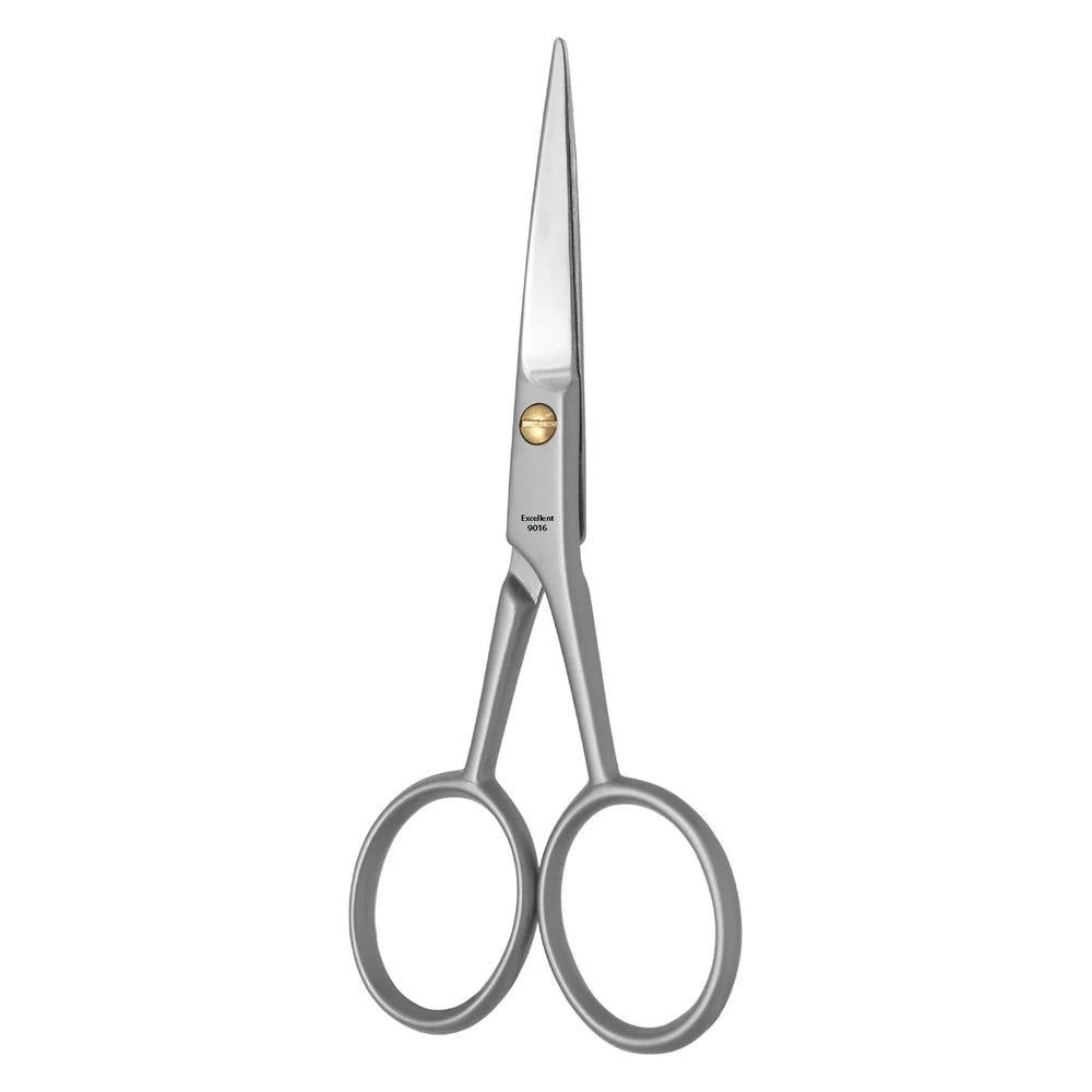 Kleine, silberne Schere mit zwei Fingerringen und einer Niete. Die Klingen sind spitz.