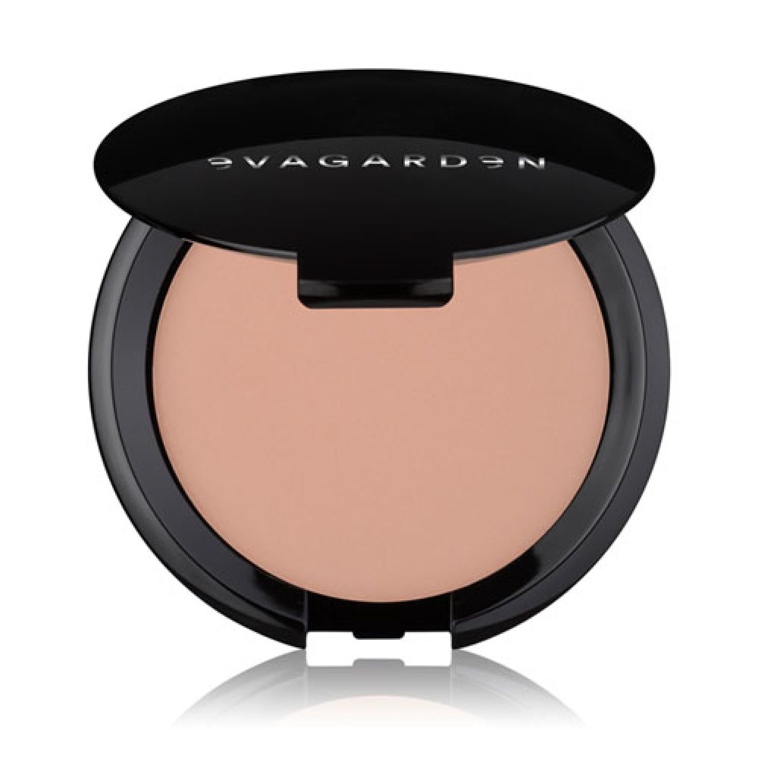 Kompaktpuder, rund, schwarz. Deckel geöffnet, Puder in hellem Beige. Marke sichtbar.