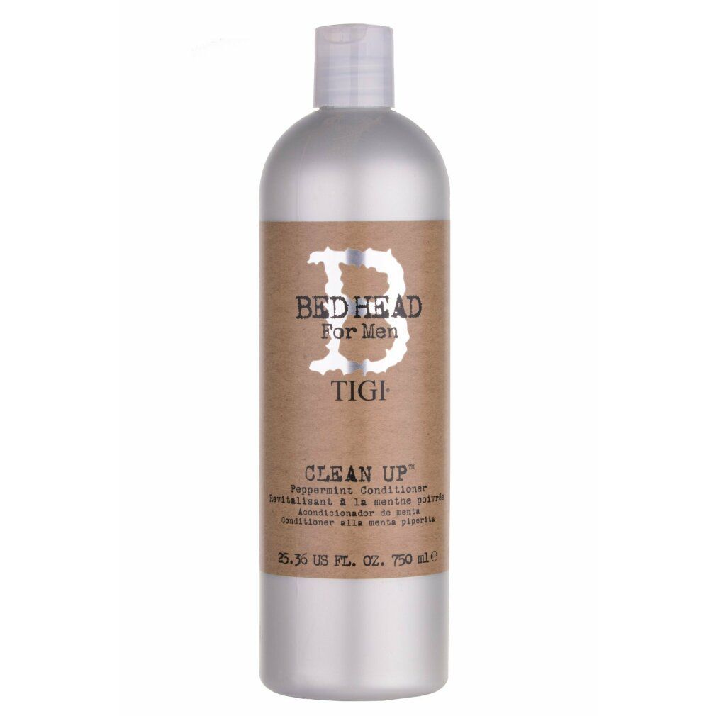 Silberne Flasche mit braunem Etikett. Aufschrift: Bed Head For Men, Clean Up Peppermint Conditioner. 750 ml.