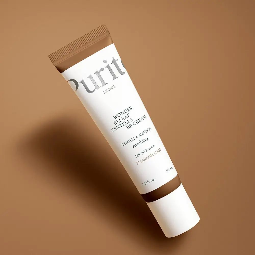 Tube BB Cream, schräg. Weiß, braun und beige. Text: PURITO, Wonder Releaf Centella BB Cream, SPF 30 PA+++, 29 Caramel Beige.