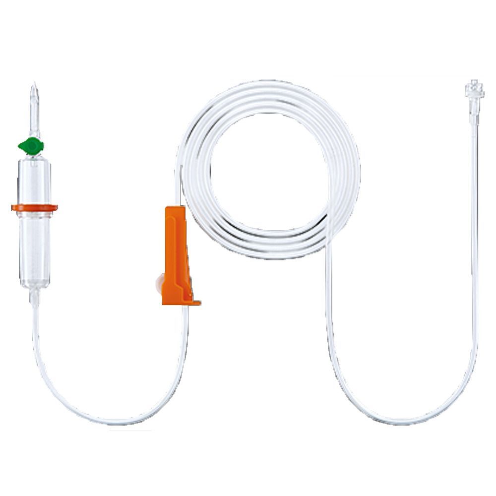 Infusionsbesteck mit Tropfkammer, orangefarbenem Verschluss und transparentem Schlauch. Grüne und orangefarbene Elemente.