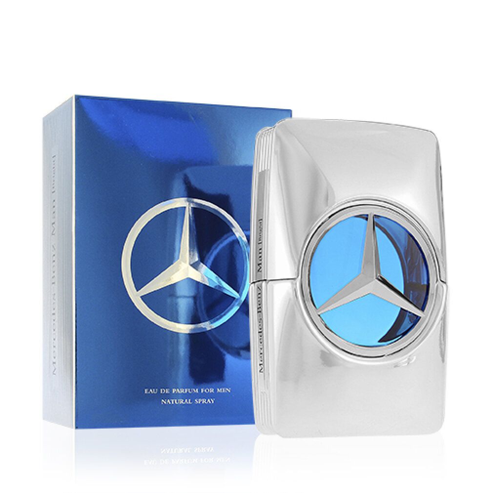 Silberfarbener Flakon und blaue Verpackung. Mercedes-Benz Logo. Eau de Parfum für Männer. Natürliches Spray.