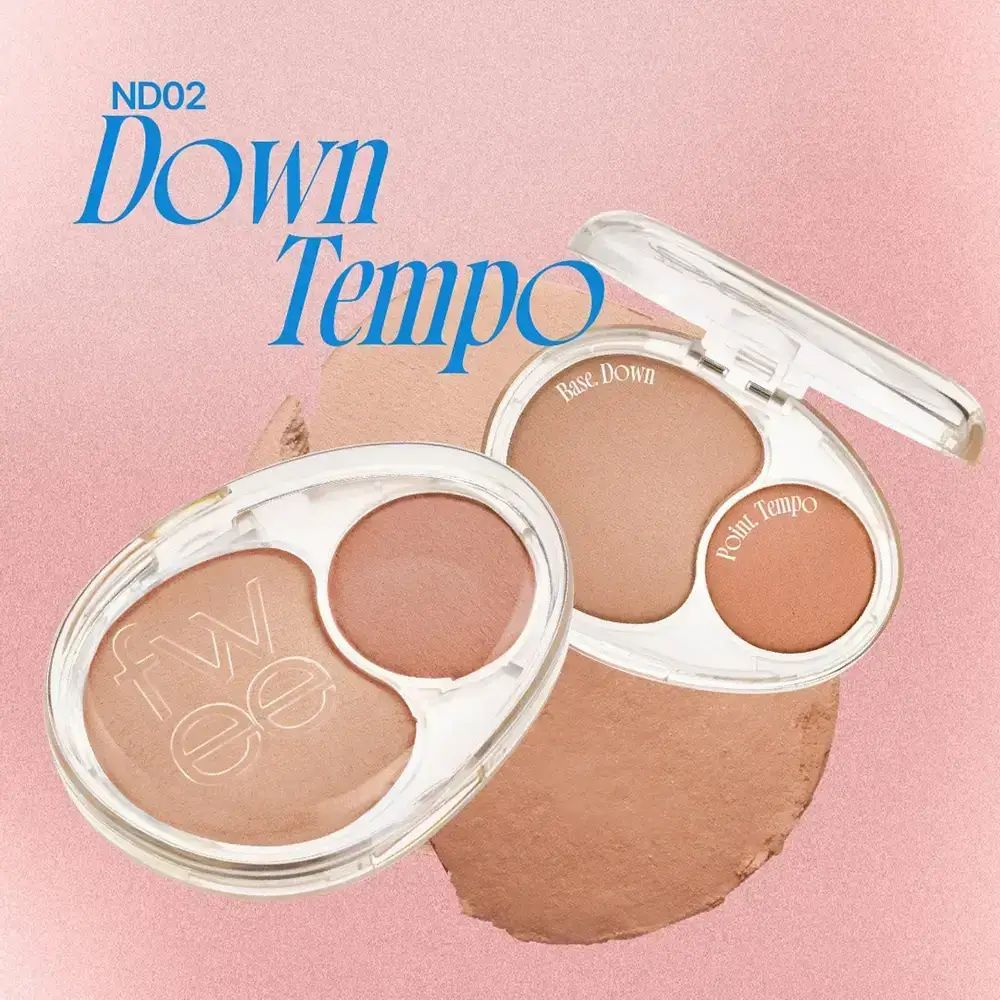 Zwei FWEE Mellow Dual Blusher ND02 Down Tempo Rouge-Verpackungen. Ovale, transparente Verpackung mit zwei Farbtönen.