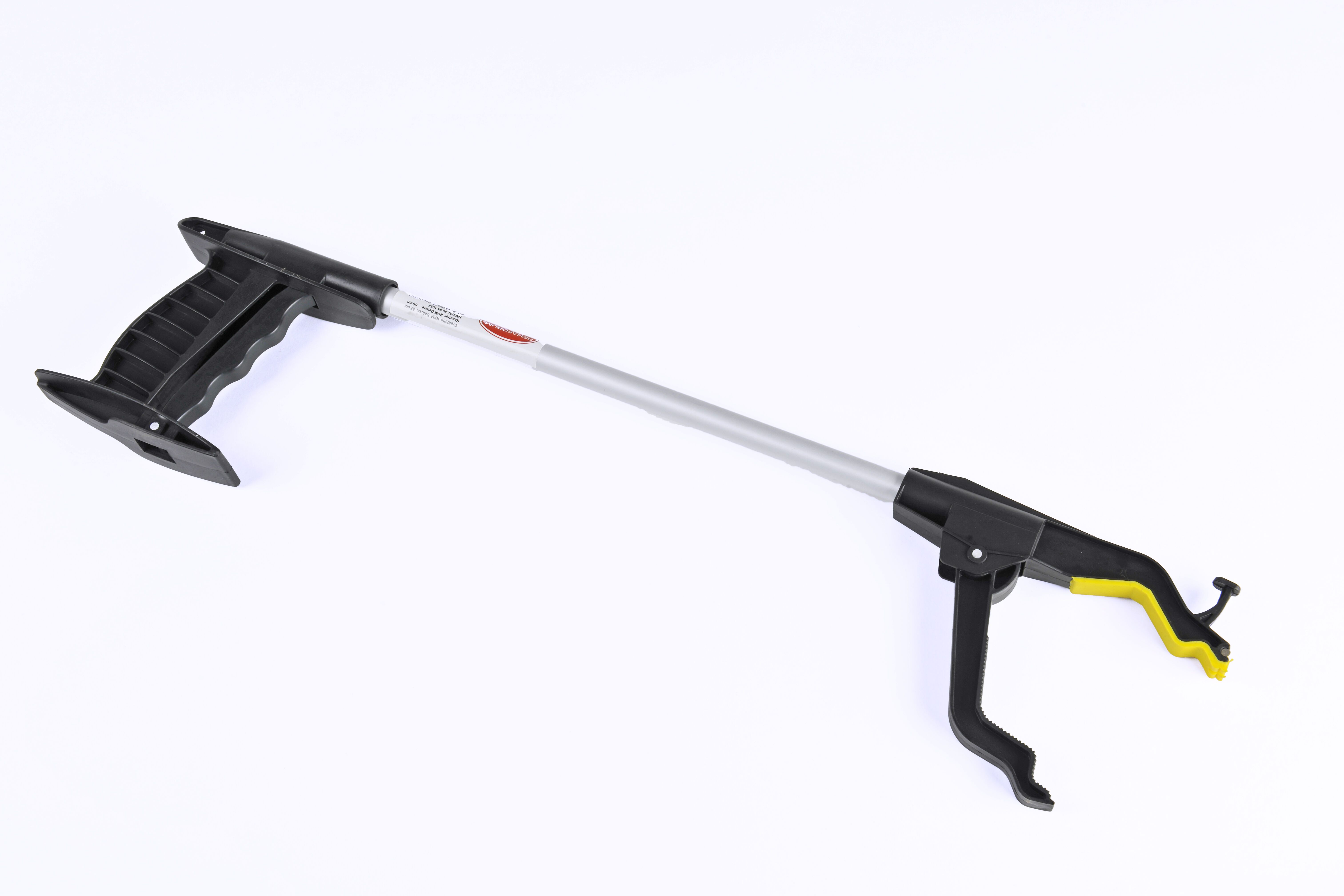 Greifhilfe mit schwarzem Griff, silberfarbenem Stiel und schwarzer Greifzange mit gelben Akzenten. Auf weißem Hintergrund.