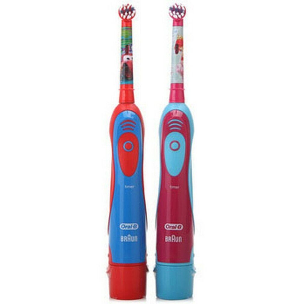 Zwei elektrische Kinderzahnbürsten. Oral-B, rot-blau und pink-blau. Beide mit runden Köpfen. Aufschrift Oral-B.