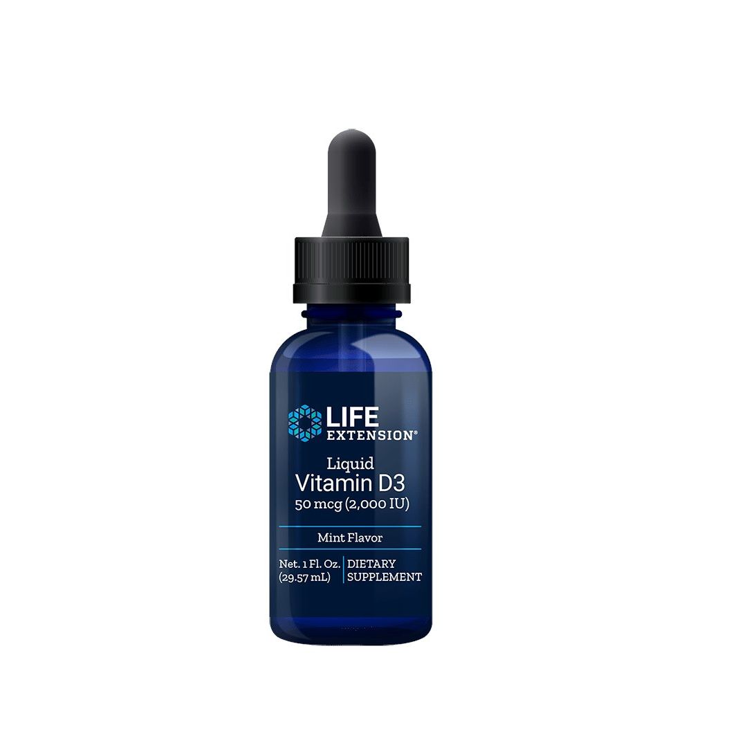 Blaue Flasche mit schwarzem Verschluss und Pipette. Beschriftung: Liquid Vitamin D3, 50 mcg, Mint Flavor. Marke: Life Extension.