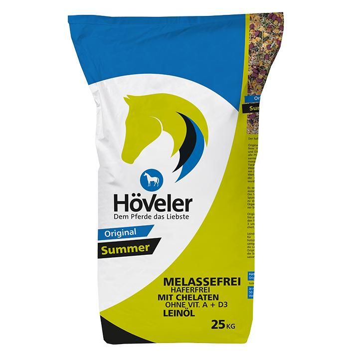 Sack Höveler Summer Pferdefutter. Gelb-blaues Design mit Pferde-Silhouette. Text: Melassefrei, Haferfrei, mit Chelaten, ohne Vit. A + D3, Leinöl. 25KG.