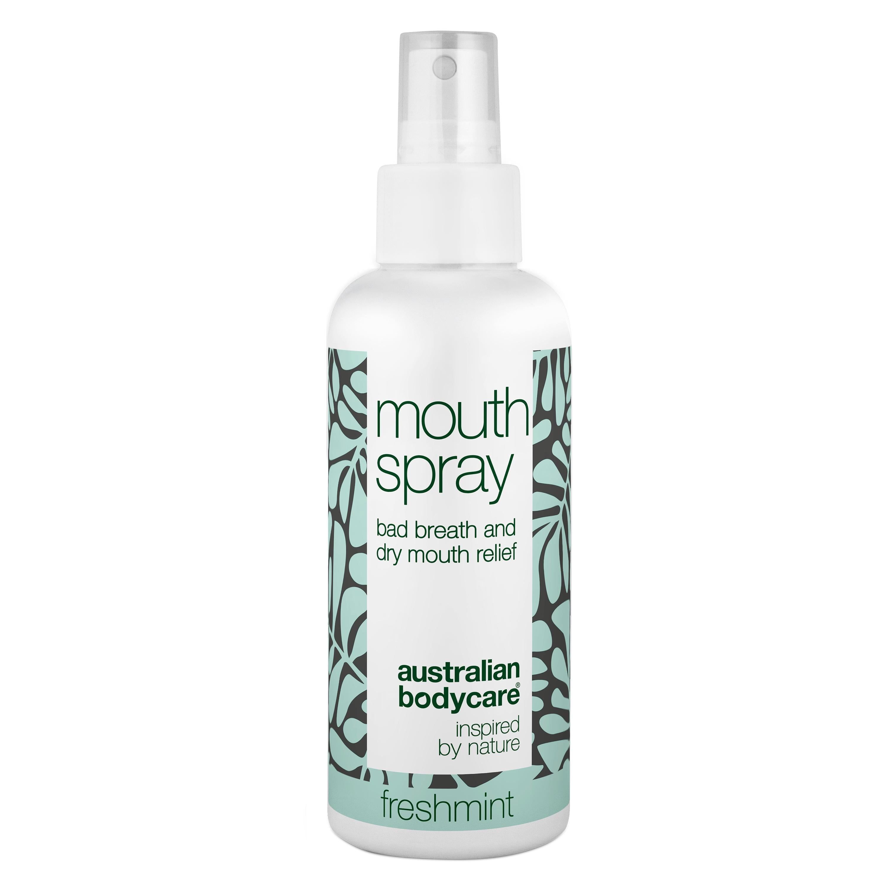 Mundspray-Flasche. Weiß, mit Aufschrift 'mouth spray' und 'australian bodycare'.