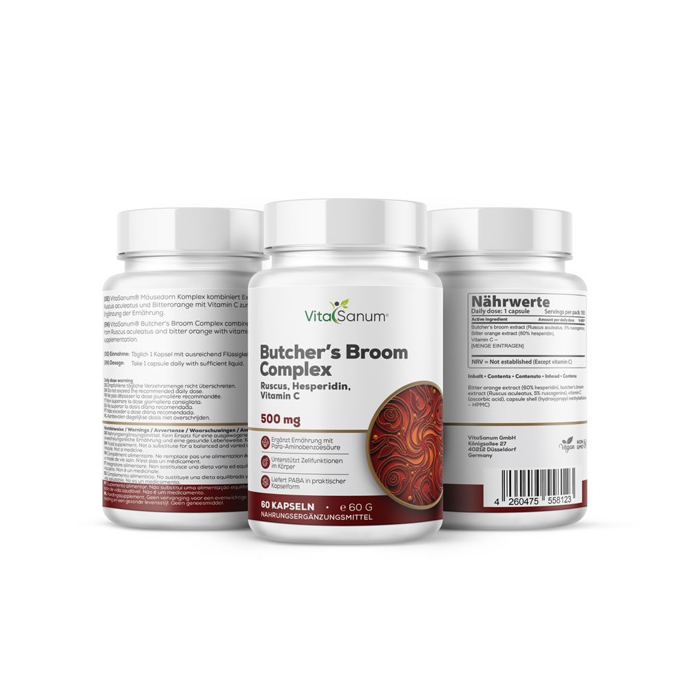 Drei Dosen VitaSanum Butcher's Broom Complex Kapseln, 500 mg. Eine Dose vorne, zwei hinten.