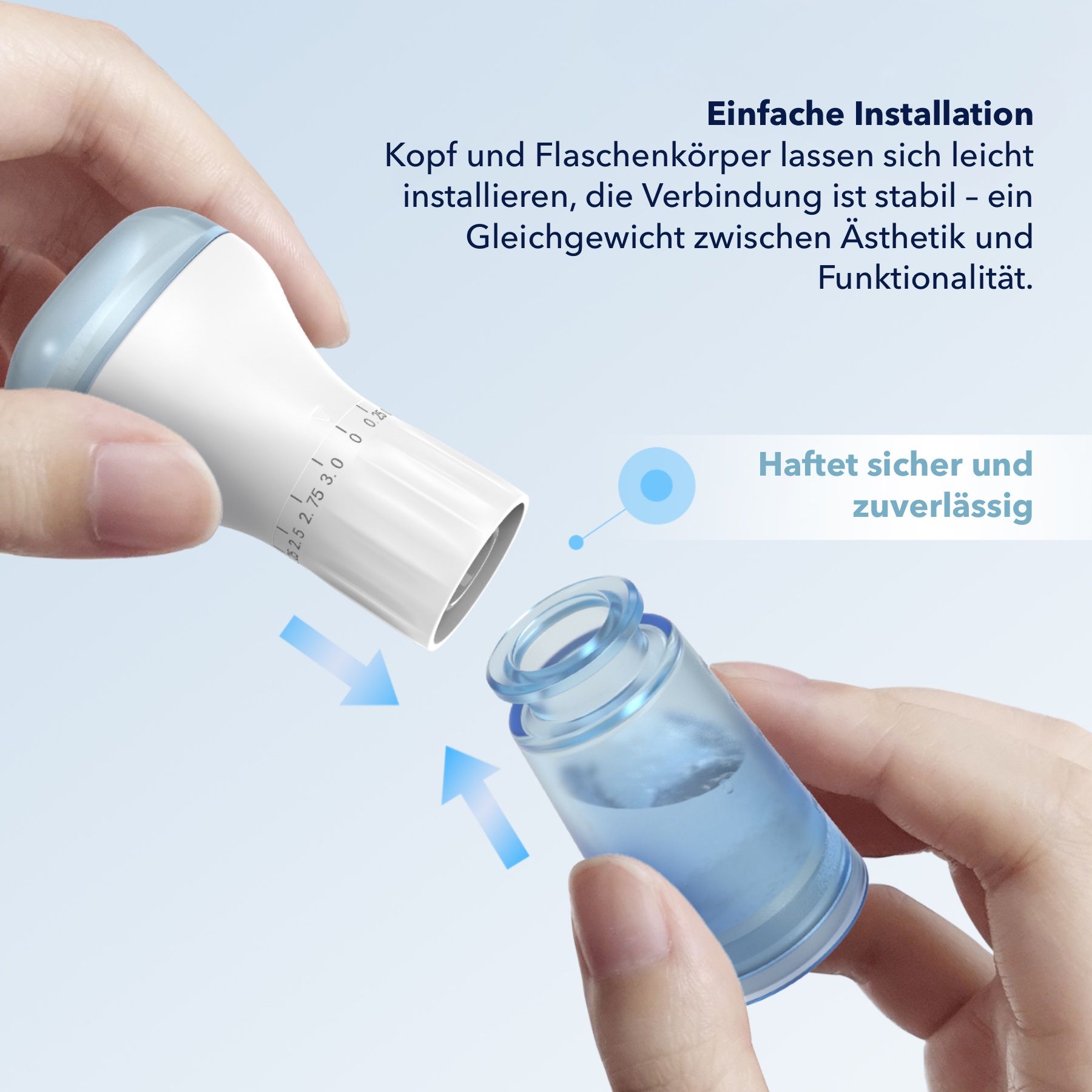 Hände verbinden Derma Stamp-Kopf mit Flasche. Einfache Installation. Stabile Verbindung. Ästhetik und Funktionalität. Blaue Pfeile.