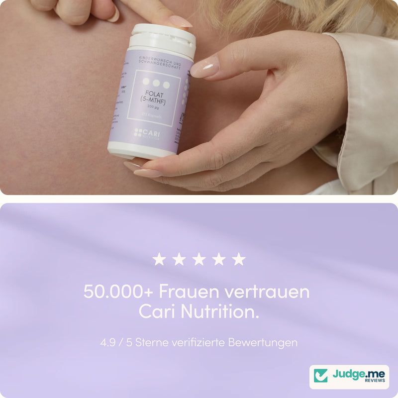 Frau hält eine Dose Folat (5-MTHF) von Cari Nutrition. 50.000+ Frauen vertrauen Cari Nutrition.