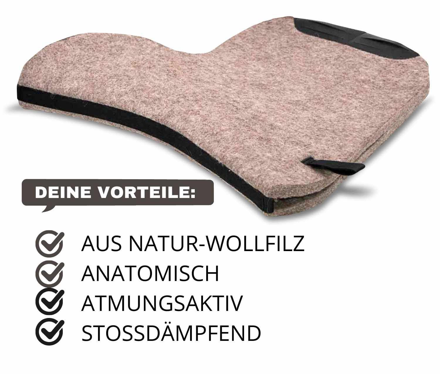 Anatomische Satteldecke aus Natur-Wollfilz. Atmungsaktiv und stoßdämpfend. Schwarze Einfassung und Details.