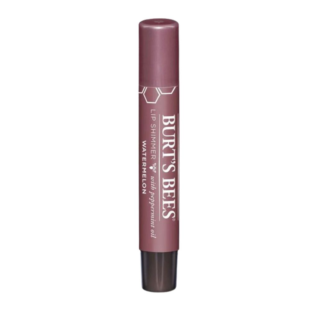 Lippenstift von Burt's Bees. Zylindrische Form, rosa-braune Farbe. Aufschrift: Lip Shimmer Watermelon mit Pfefferminzöl.