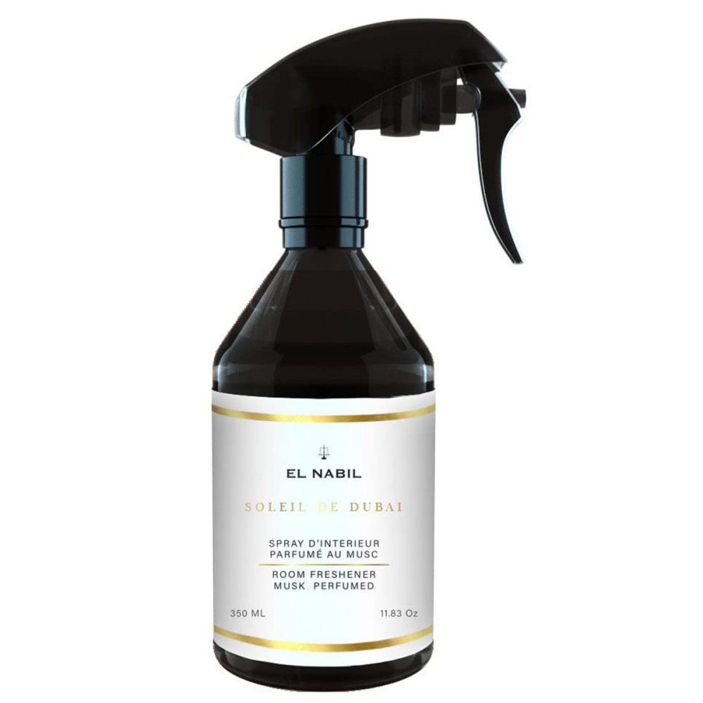 Dunkle Flasche mit Sprühkopf. Etikett mit Text: EL NABIL, Soleil de Dubai, Raumduft, Moschusduft. Volumen: 350 ml, 11.83 oz.