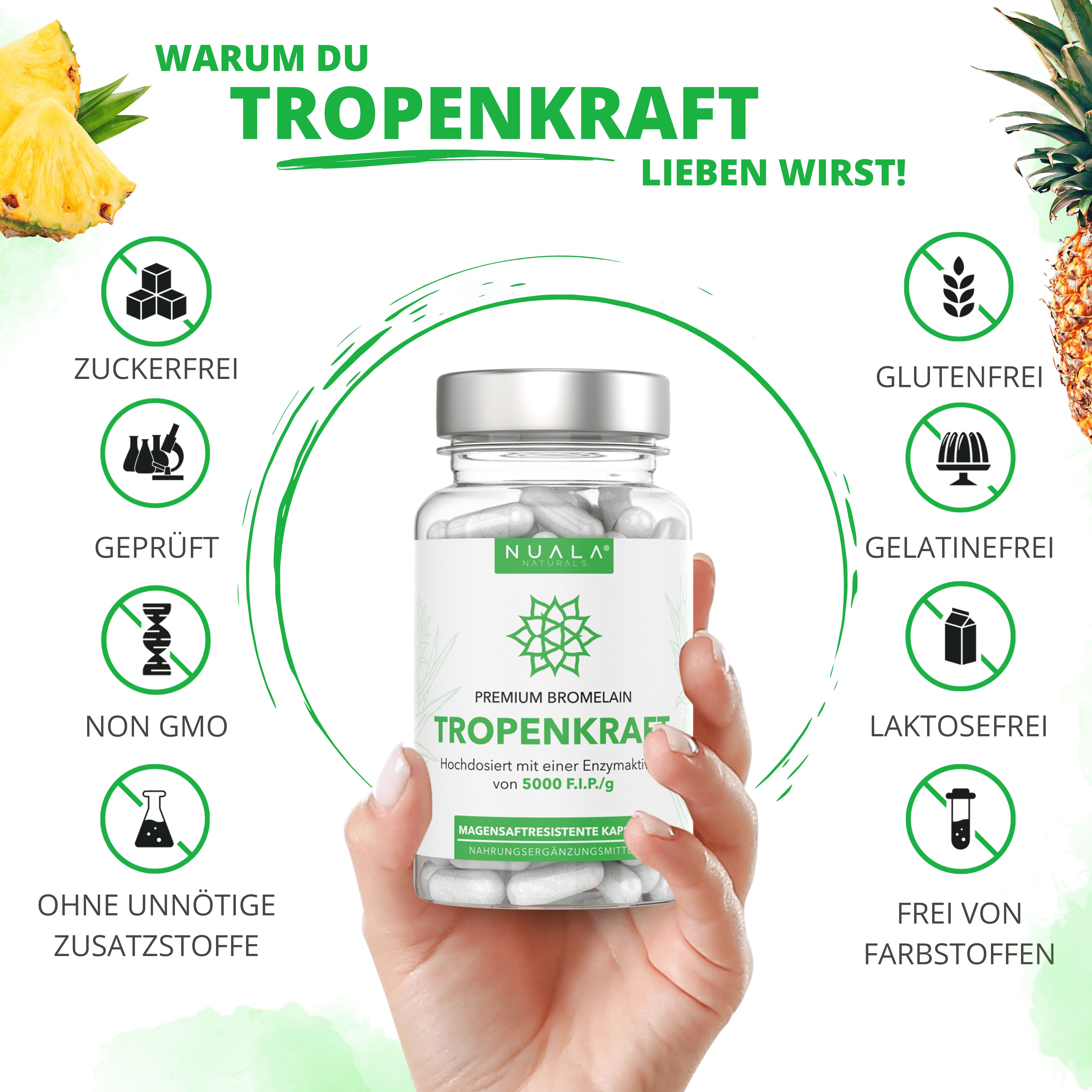 Eine Hand hält eine Flasche Nuala Naturals® Tropenkraft. Die Flasche enthält Kapseln. Auf der Flasche steht Tropenkraft.