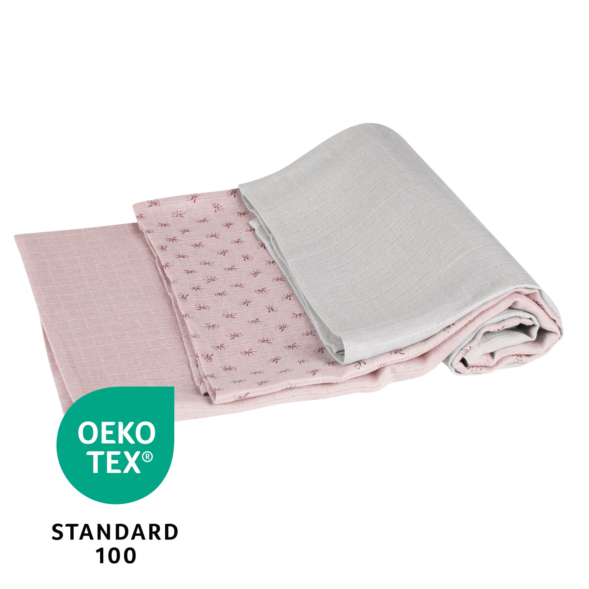 Drei gefaltete Mullwindeln, rosa und grau. Oeko-Tex Standard 100-Zertifizierung. Auf weißem Hintergrund.