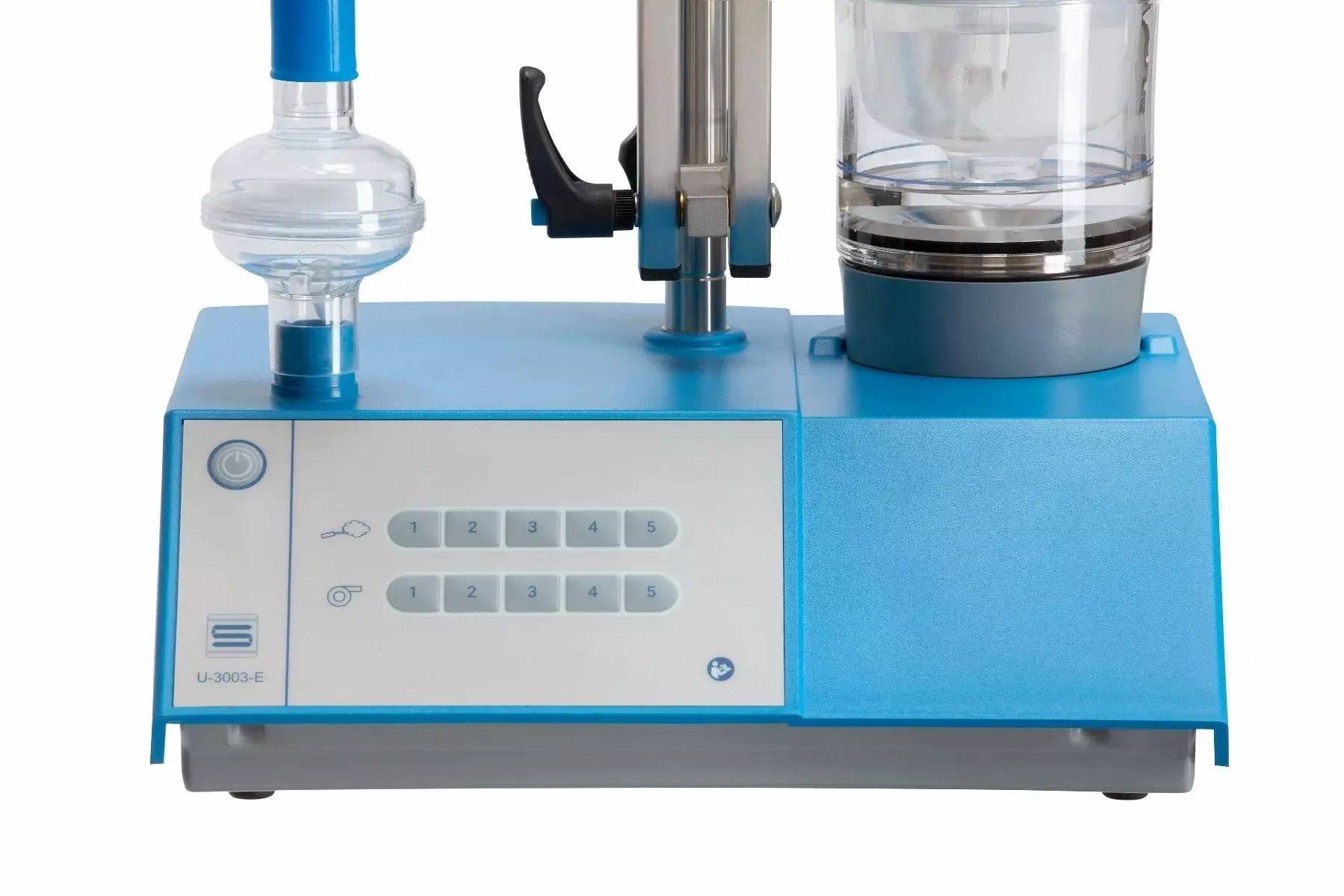 Ultraschallvernebler mit Bedienfeld und Behälter.