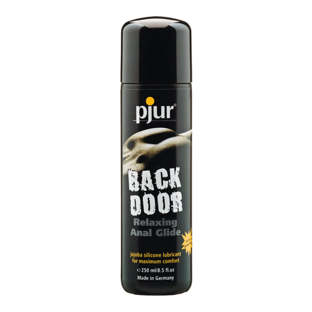 Schwarze Flasche mit schwarzem Deckel. Aufschrift: pjur, BACK DOOR, Relaxing Anal Glide. Enthält Jojoba. Hergestellt in Deutschland.
