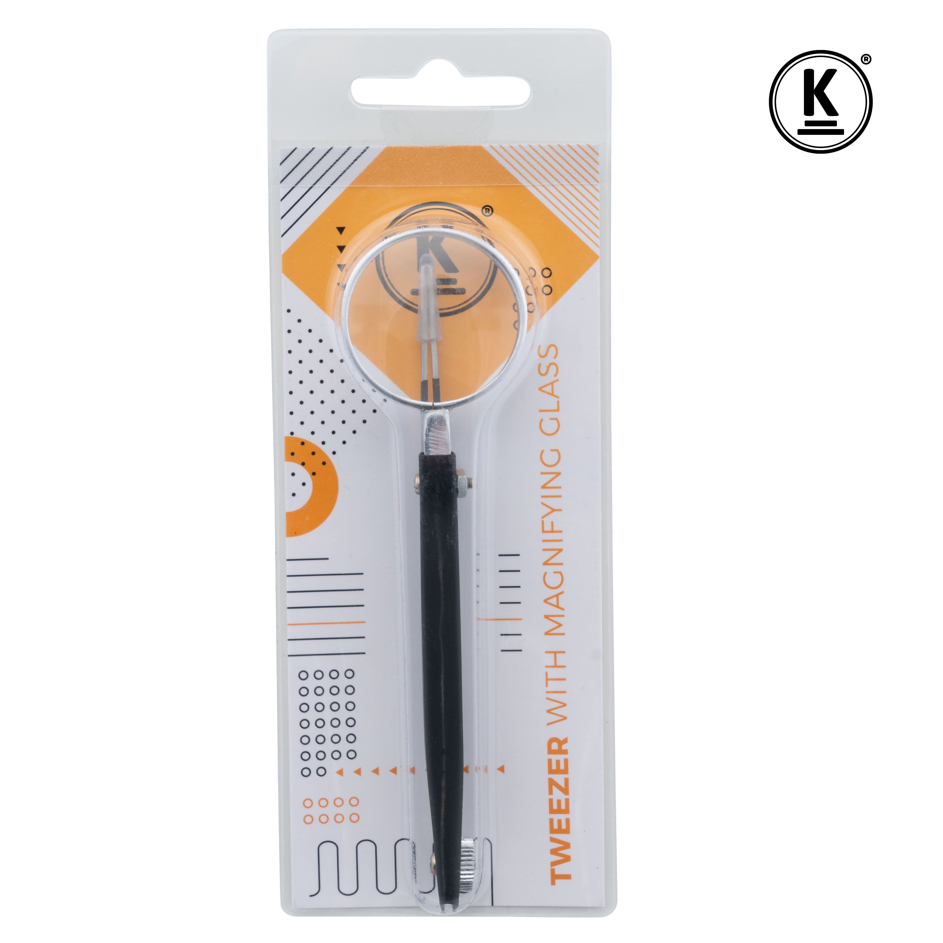 Pinzette mit Lupe in Blisterverpackung. Schwarzer Griff, K-Logo. Text: Tweezer with Magnifying Glass.