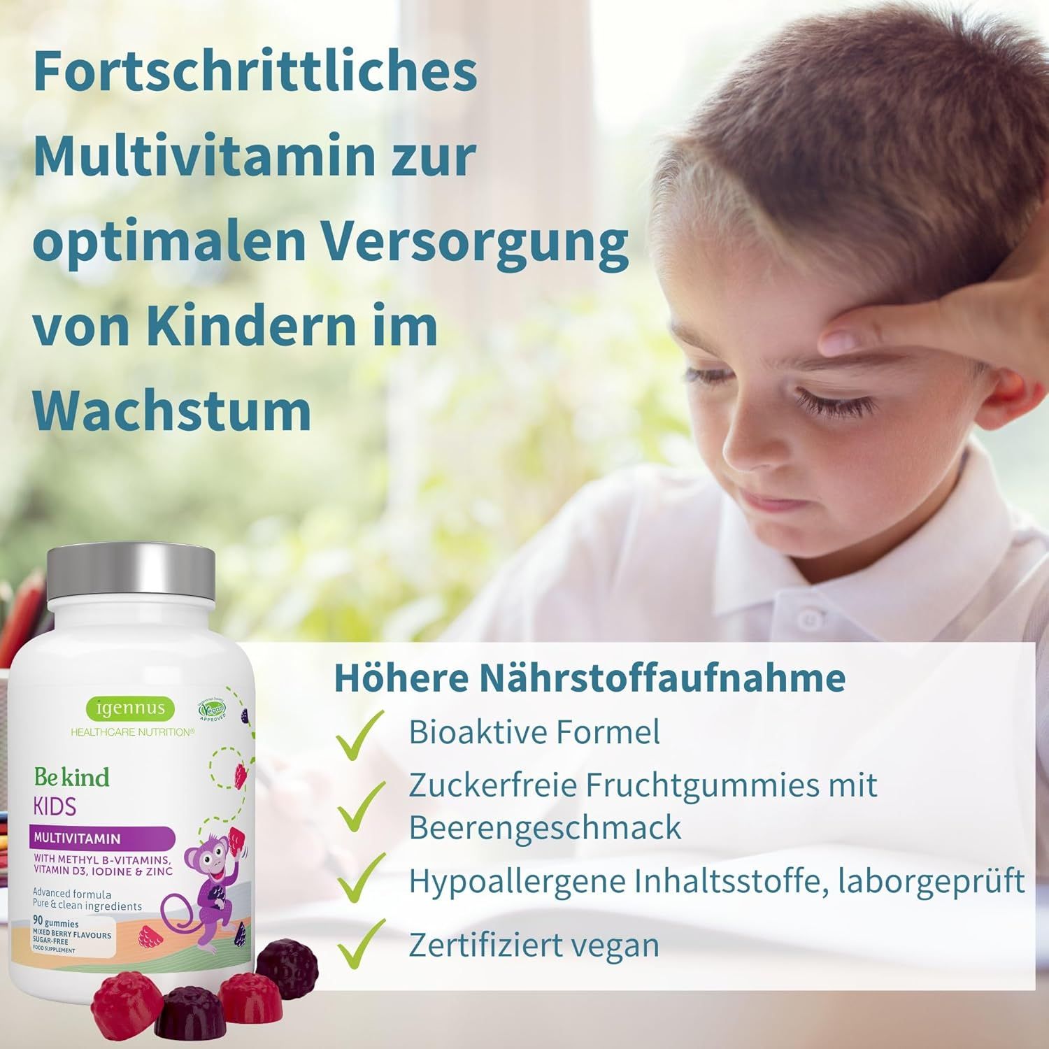 Kind liest, daneben Flasche Multivitamin Gummis und Liste Vorteile.