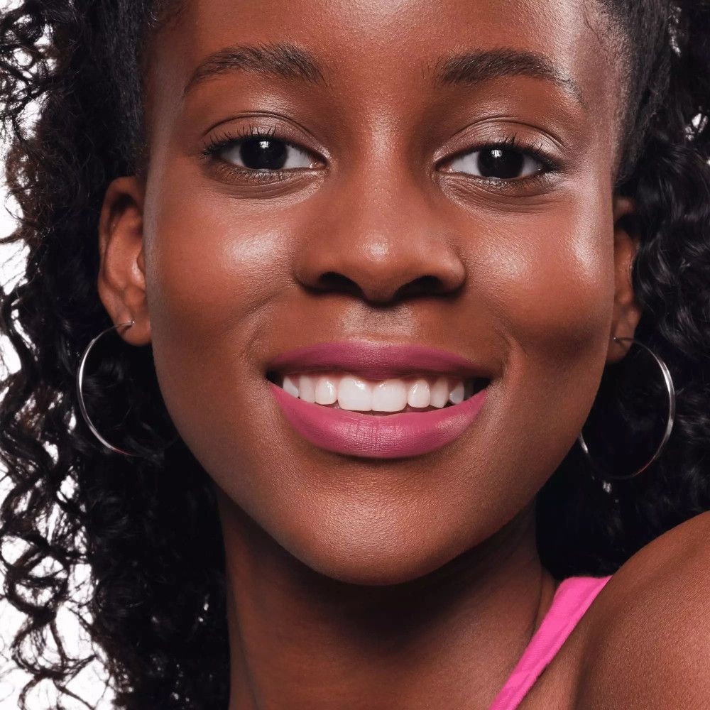 Essence - Lippenstiftstift 8H Matte Comfort