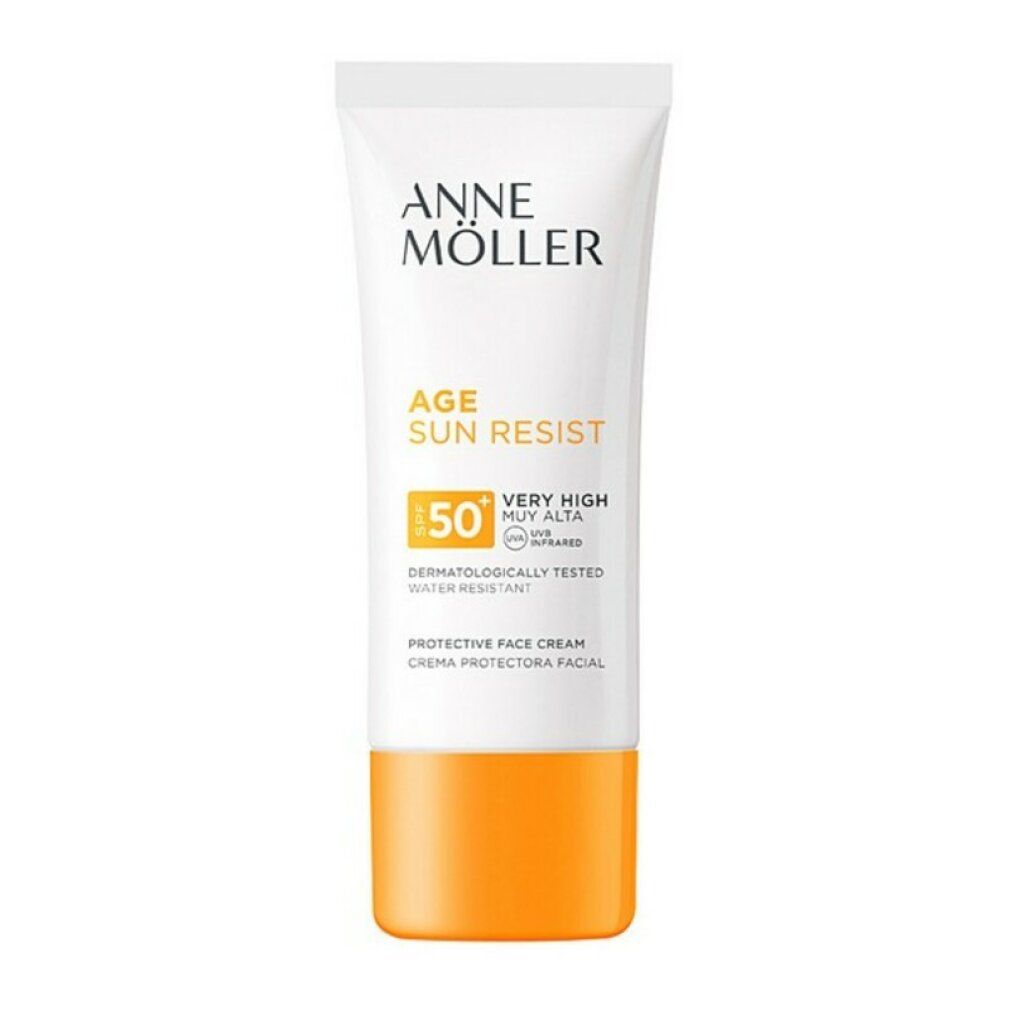 Weiße Tube mit gelbem Boden. Aufschrift: ANNE MÖLLER, AGE SUN RESIST SPF50. Dermatologisch getestet. Sonnenschutzcreme.