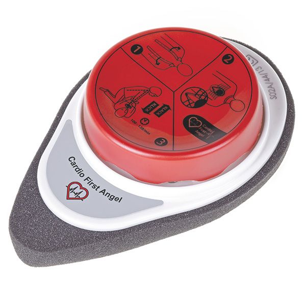 Cardio First Angel. Roter Knopf mit Anweisungen, weißer Rahmen, grauer Schaumstoff. Text: Cardio First Angel. Draufsicht.