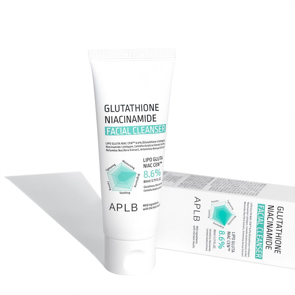 Tube und Kartonverpackung des Gesichtsreinigers. Enthält 8,6% Lipo Gluta Niac Cen.