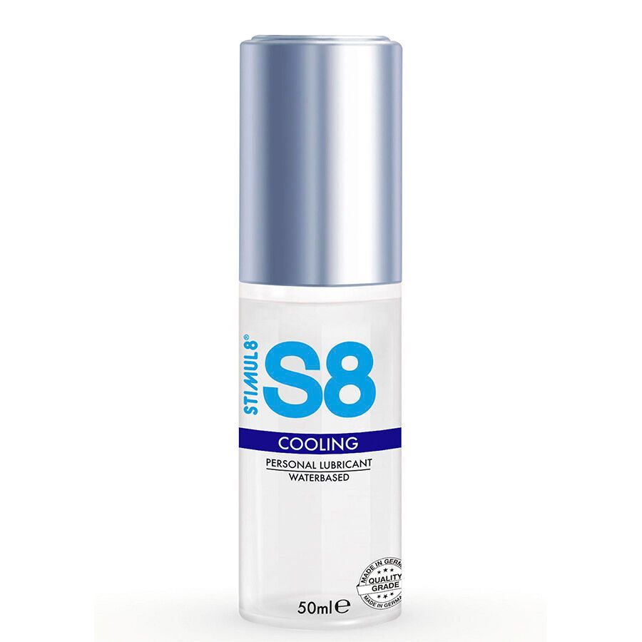 Zylindrische Flasche mit silbernem Deckel. Aufschrift S8, Cooling, Personal Lubricant, Waterbased. 50ml.