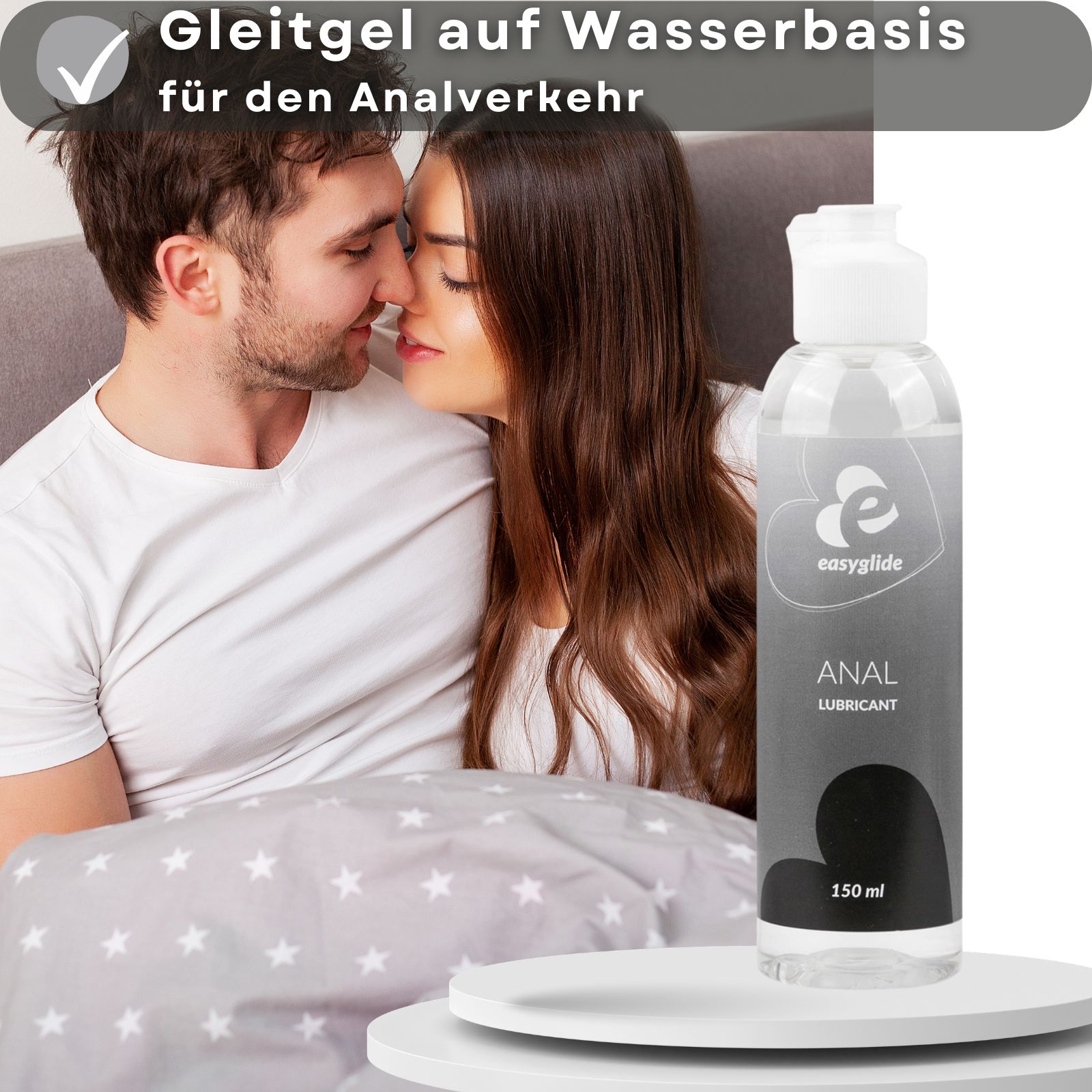 Flasche Anal Gleitgel. Aufschrift: ANAL LUBRICANT. Volumen: 150 ml. Marke: easyglide. Text: Gleitgel auf Wasserbasis für den Analverkehr.