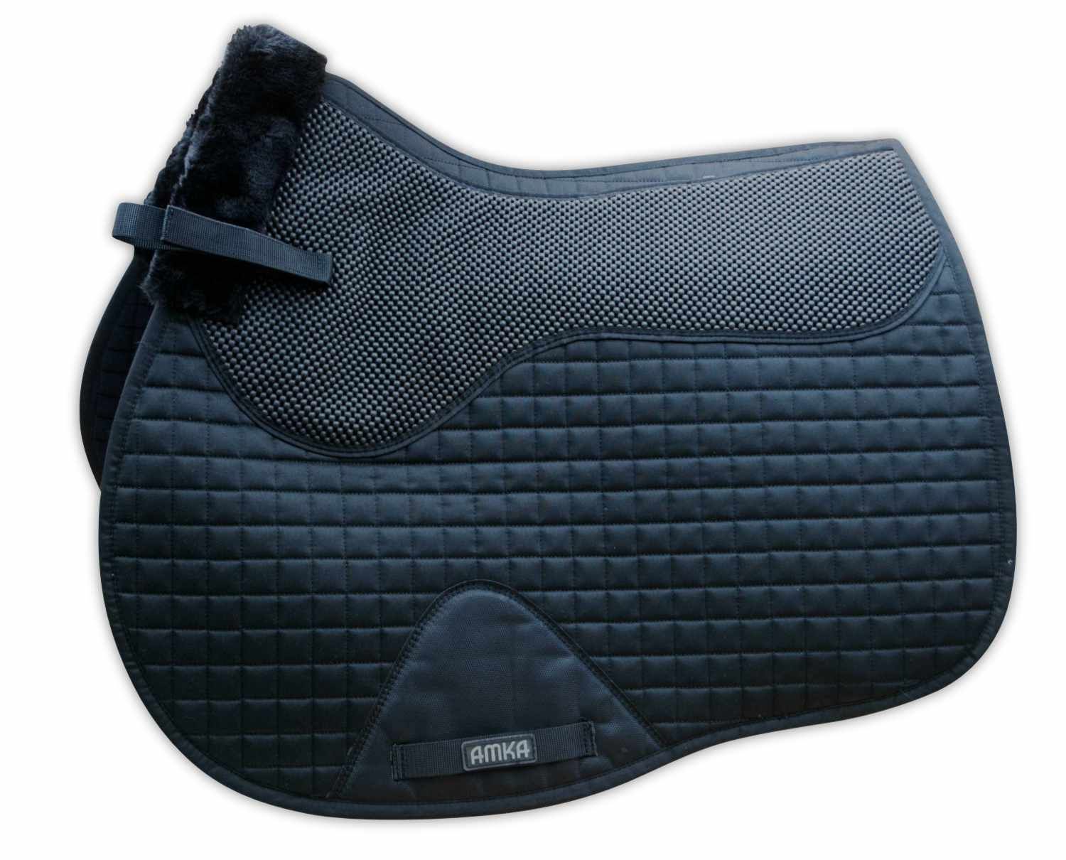 Schwarze Sattelunterlage mit AMKA-Logo. Quadratische Steppung, Fellbesatz, Klettverschluss. Für Pferde.