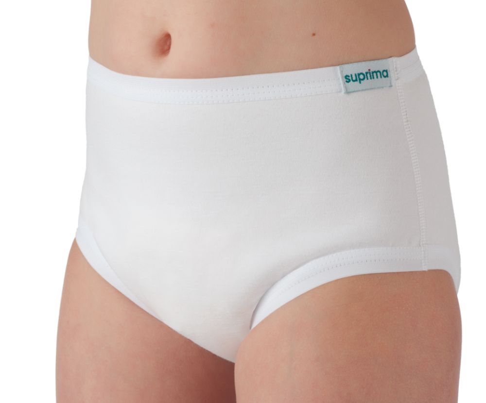 Weiße Kinder-Schlupfform. Der Bund hat einen grünen Aufnäher mit dem Wort „suprima“. Baumwoll-Material.