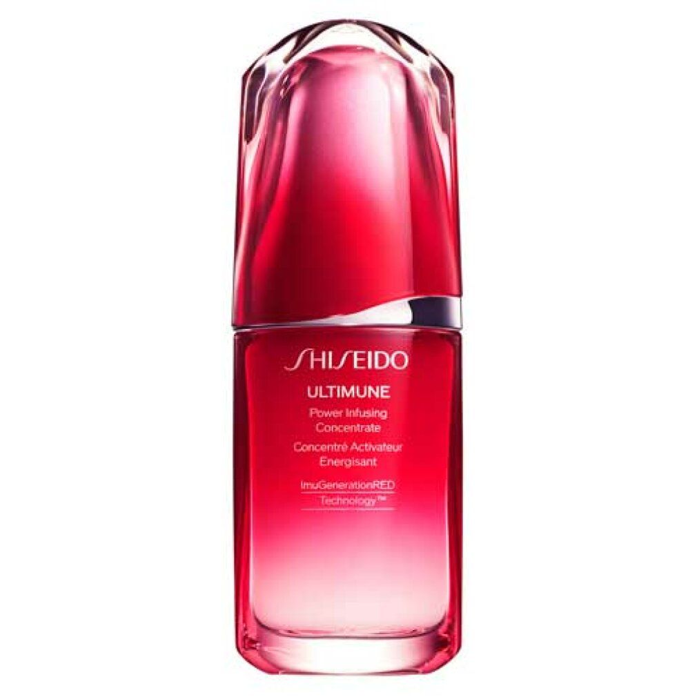 Rote, längliche Flasche mit silbernem Deckel. Aufschrift: SHISEIDO ULTIMUNE Power Infusing Concentrate. Farbverlauf von Rot nach Transparent.