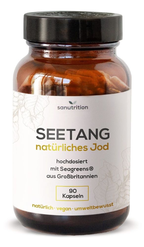 Braune Glasflasche mit Sanutrition Seetang Kapseln. Aufschrift: Seetang natürliches Jod. 90 Kapseln. Weißes Etikett.