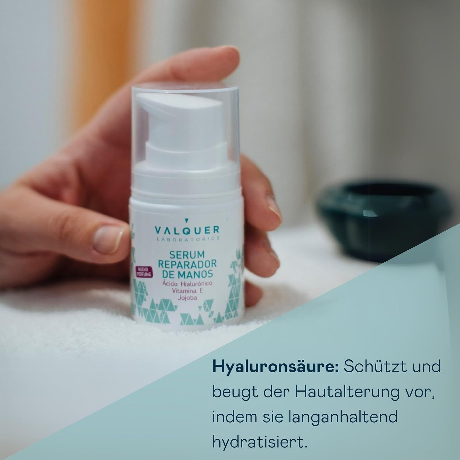 Flasche Handserum mit Pumpspender, "Serum Reparador de Manos".