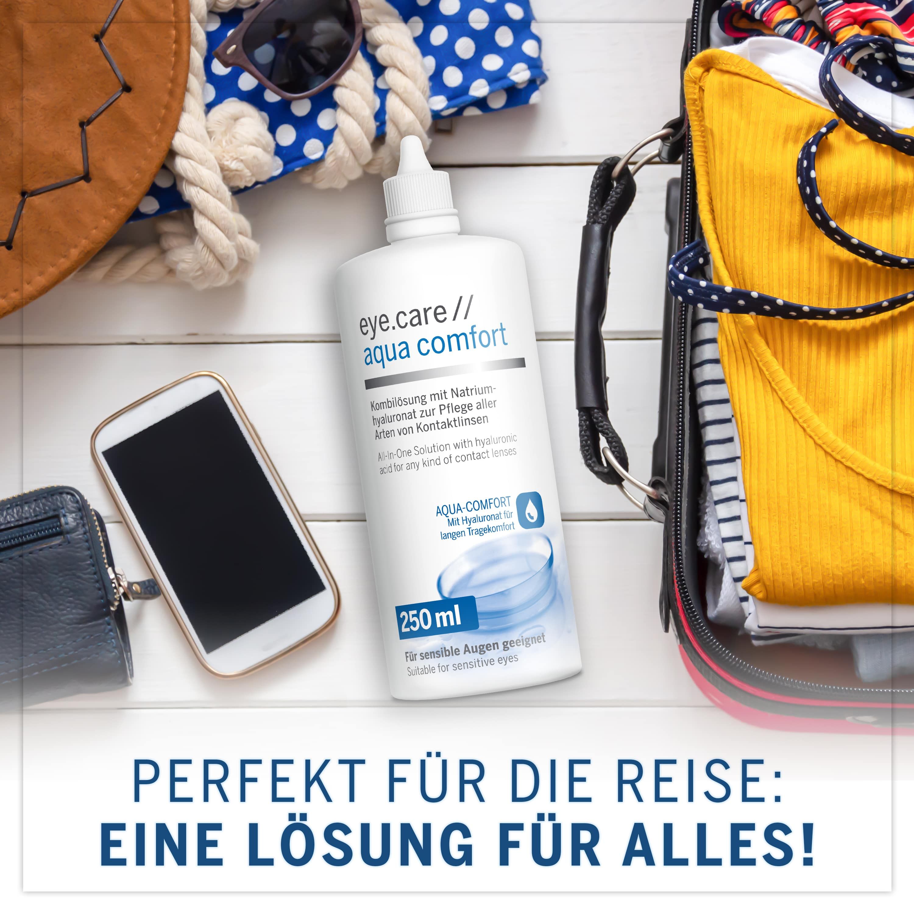 Flasche eye.care // aqua comfort, umgeben von Reiseutensilien. Text: Perfekt für die Reise.