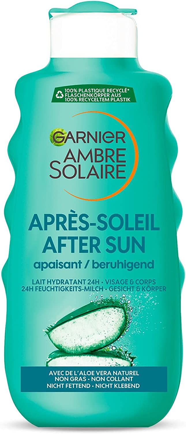 Türkisgrüne Flasche Garnier Ambre Solaire Après-Soleil After Sun. Text: 100% recycelter Flaschenkörper. Mit Aloe Vera. Nicht fettend, nicht klebend.